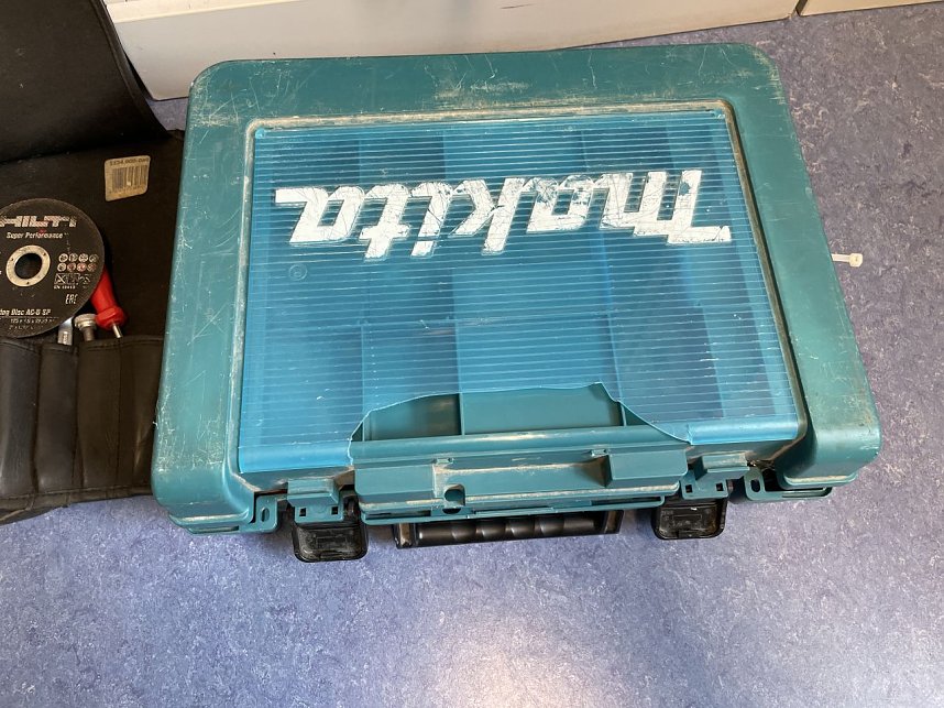 Wem geh&ouml;ren diese Werkzeuge?