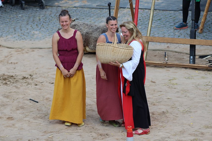 Zwei Tage lang feierten die Langensalzaer mit ihren G&auml;sten aus nah und fern ihr 30. Mittelalterstadtfest