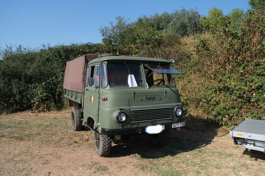 Motoren- und Maschinenschau zu Dreschfest in Sundhausen