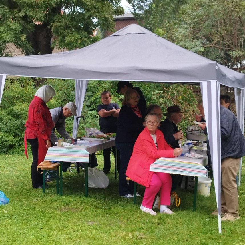 Internationale Kochshow in der Trinitatisgemeinde in Sondershausen