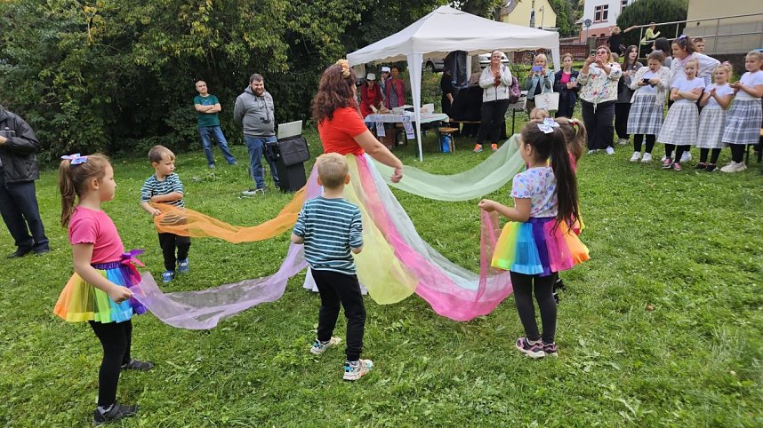 Internationale Kochshow in der Trinitatisgemeinde in Sondershausen