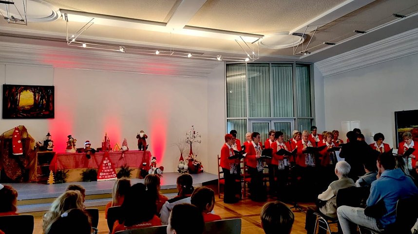 Frankenh&auml;user Frauenchor beim Benefizkonzert in Bad Frankernhausen