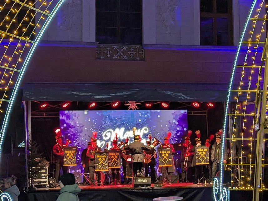 Lichterglanz im Sondersh&auml;user Schlosshof