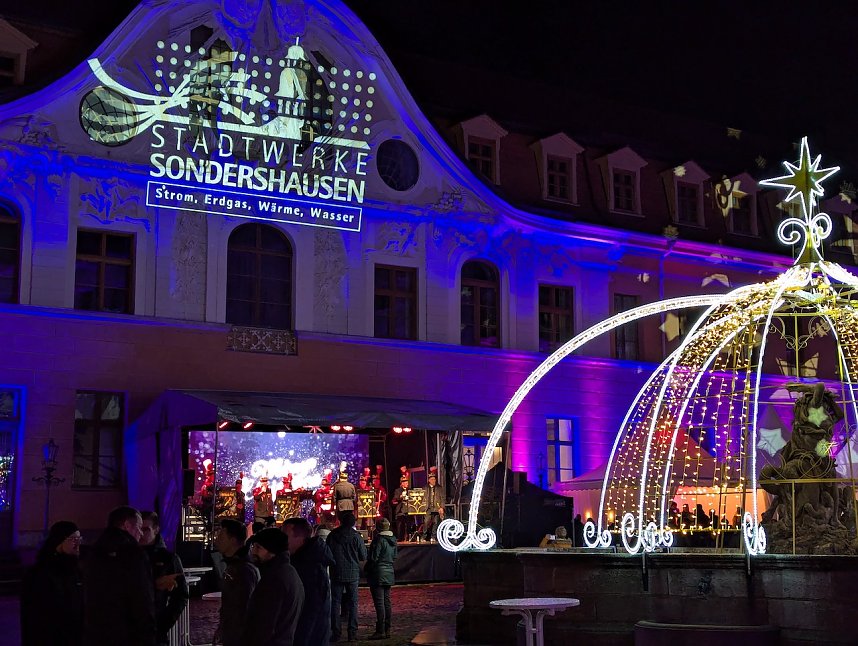Lichterglanz im Sondersh&auml;user Schlosshof