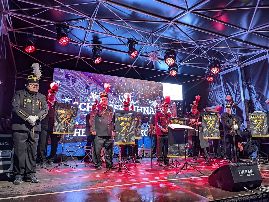 Lichterglanz im Sondersh&auml;user Schlosshof