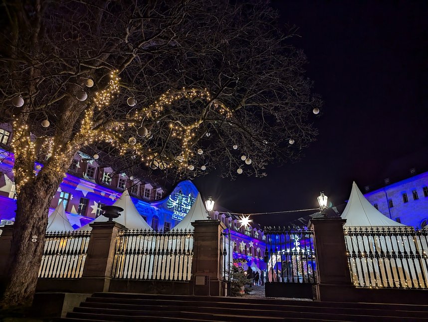 Lichterglanz im Sondersh&auml;user Schlosshof