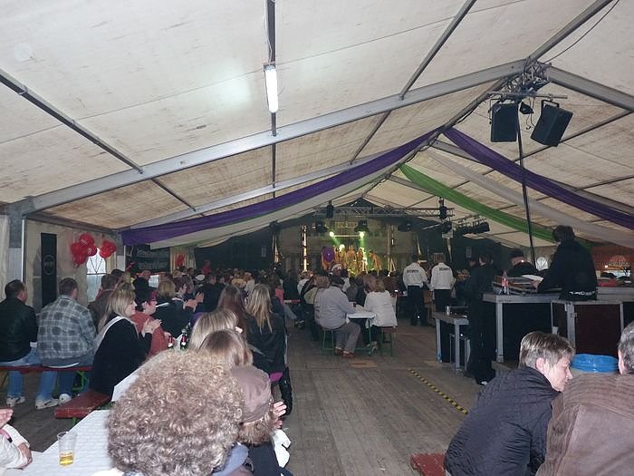 Fliederk&ouml;nigin gew&auml;hlt