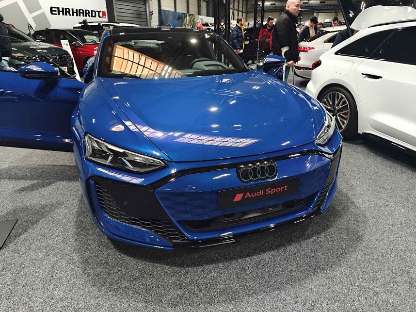 Peter Blei unterwegs auf der Automesse Erfurt