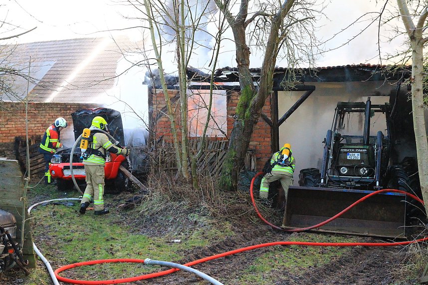Scheunenbrand heute Morgen in Himmelsberg