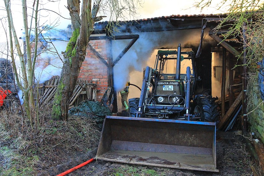 Scheunenbrand heute Morgen in Himmelsberg