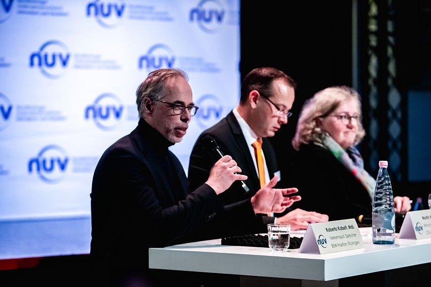 Wirtschaftsfragen im Mittelpunkt