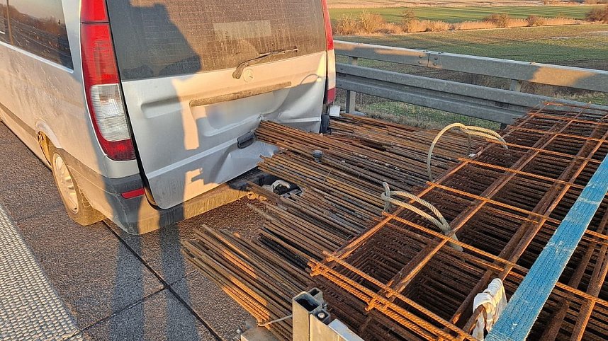 Auffahrunfall mit Folgen auf der A71