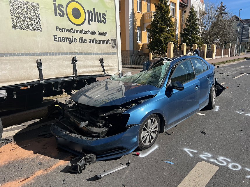 Schwerer Unfall in der Sondersh&auml;user Innenstadt