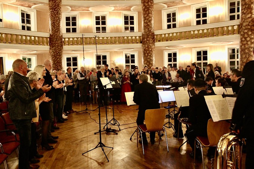 Konzert des Th&uuml;ringer Polizeiorchesters im Achteckhaus in Sondershausen