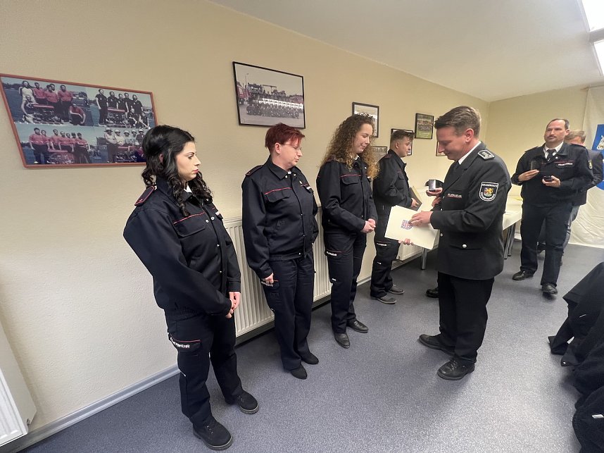 Jahreshauptversammlung bei der Feuerwehr Greu&szlig;en