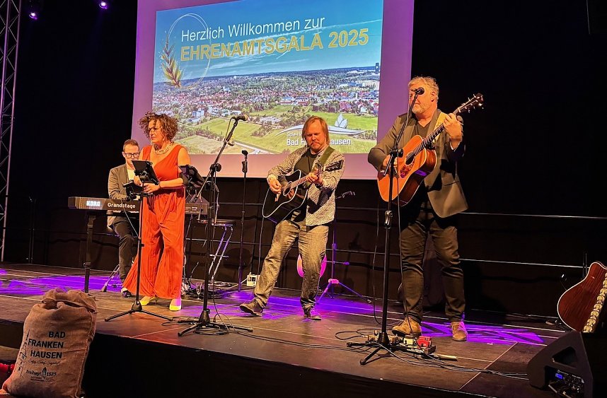 Bei der 18. Ehrenamtsgala in Bad Frankenhausen spielte die Band Simple Live