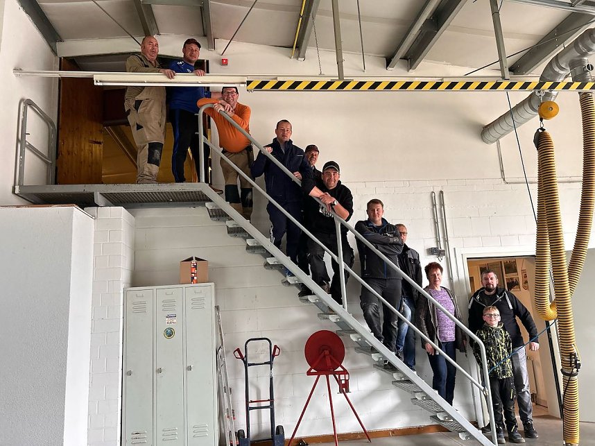 Gro&szlig;er Fr&uuml;hjahrsputz mit der Feuerwehr im Ortsteil Ringleben