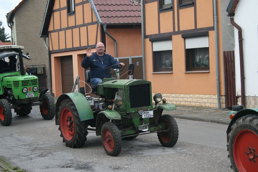 Treckerparade in Uftrungen