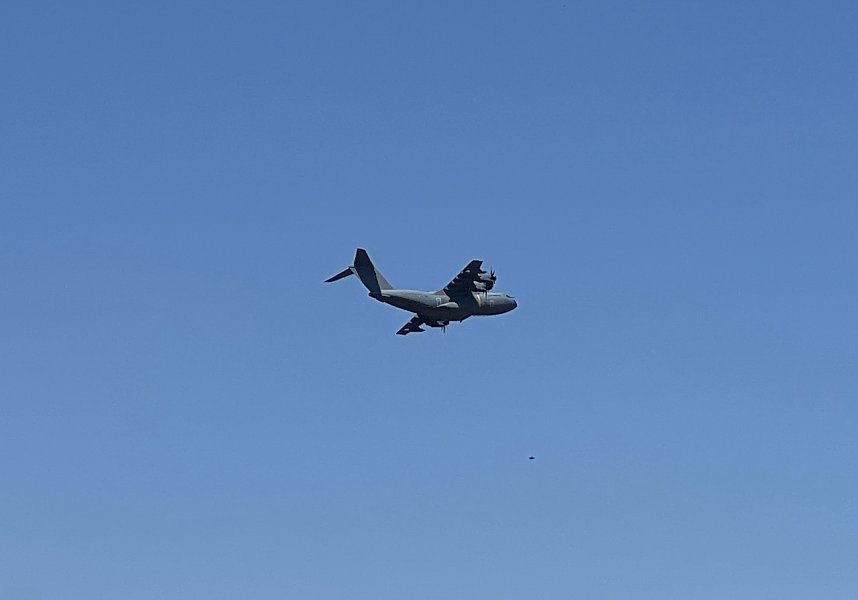 Gro&szlig;maschine der Bundesluftwaffe unterwegs &uuml;ber Th&uuml;ringen