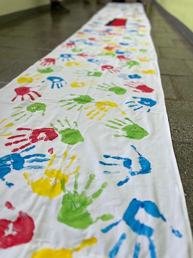 Mit gro&szlig;em Spa&szlig;,tanzten sich die Uderlebener Sch&uuml;ler in die Ferien