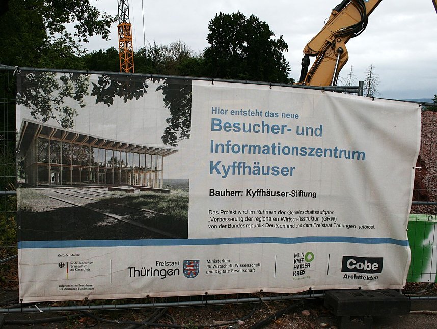 Bauarbeiten am neuen Besucherzentrum des Kyffh&auml;userdenkmals