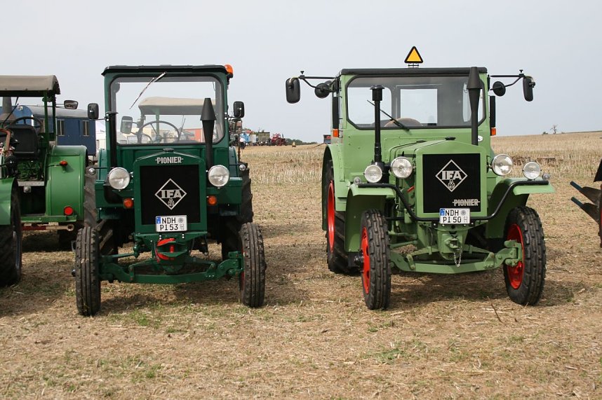 Schlepperfreunde feierten 20-j&auml;hriges Jubil&auml;um