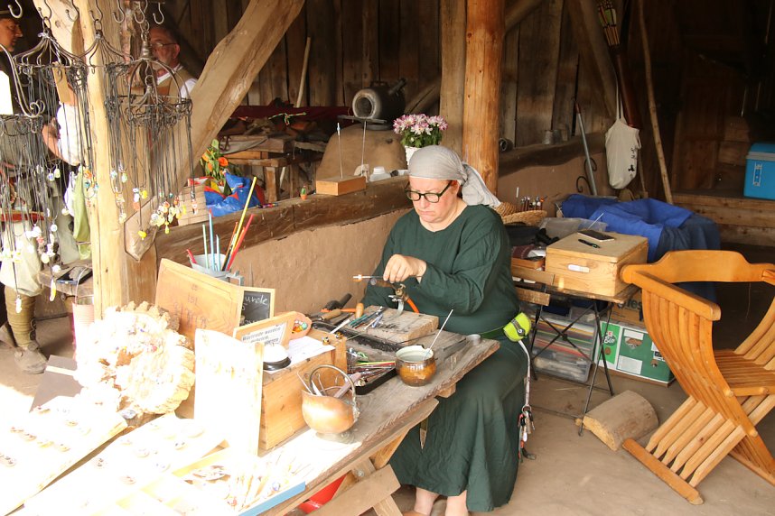 Kanonendonner auf der Pfalz Tilleda