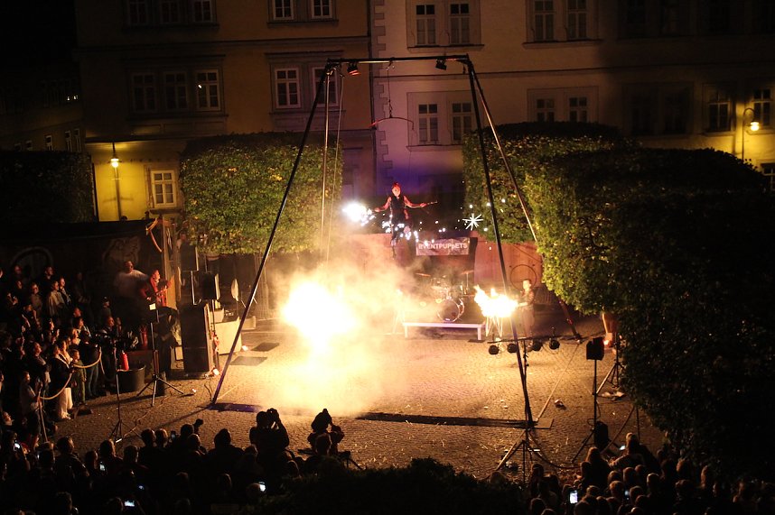 Spektakul&auml;re Feuershow von "EVENTPUPPETS" beim Mittelalterstadtfest in Bad Langensalza