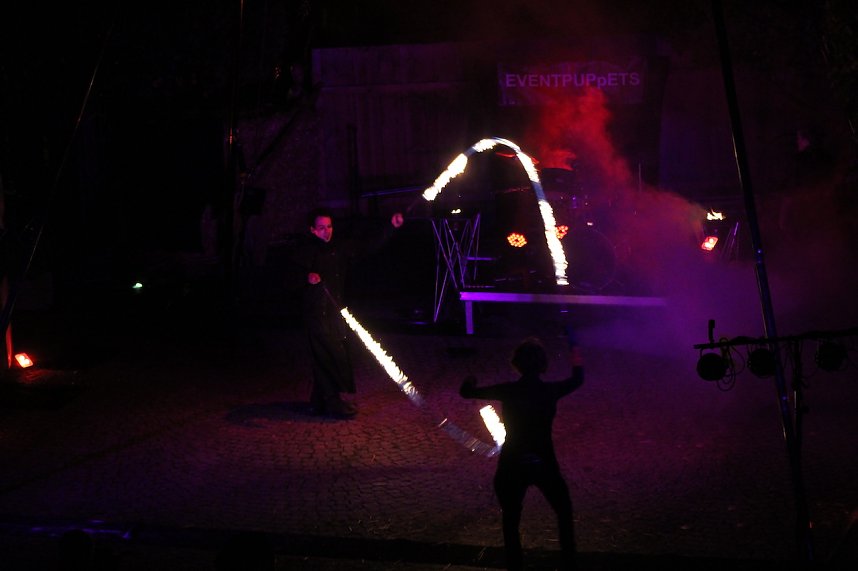 Spektakul&auml;re Feuershow von "EVENTPUPPETS" beim Mittelalterstadtfest in Bad Langensalza
