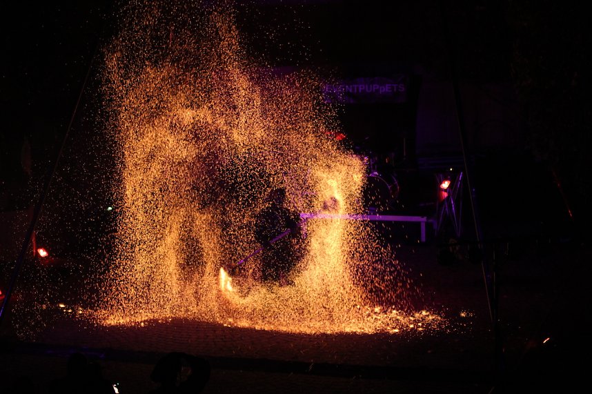 Spektakul&auml;re Feuershow von "EVENTPUPPETS" beim Mittelalterstadtfest in Bad Langensalza