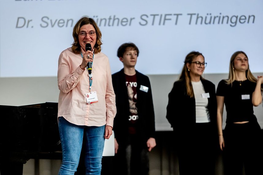 Jugend forscht im Audimax der Hochschule Nordhausen. 