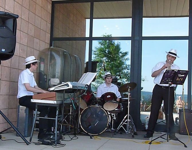  6. JugendKunstBiennale des nordth&uuml;ringischen St&auml;dtenetzes SEHN