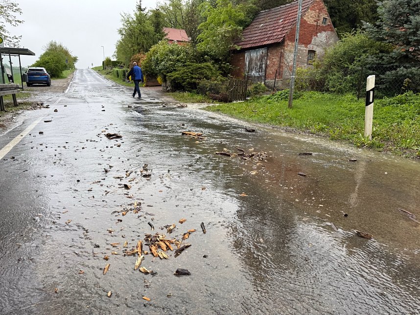 Unwetter &uuml;ber der Goldenen Aue sorgte f&uuml;r viele Feuerwehreins&auml;tze