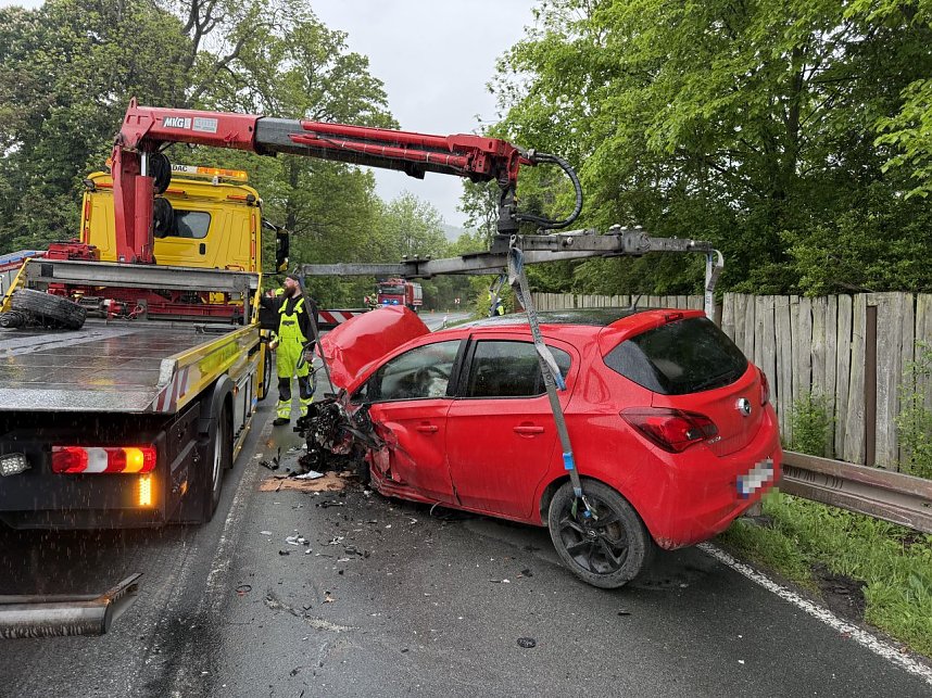 Verkehrsunfall auf der Landstra&szlig;e zwischen Bad Frankenhausen und Sondershausen
