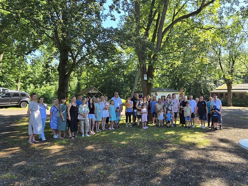 Sommerfest f&uuml;r Pflegefamilien im Ferienpark Feuerkuppe