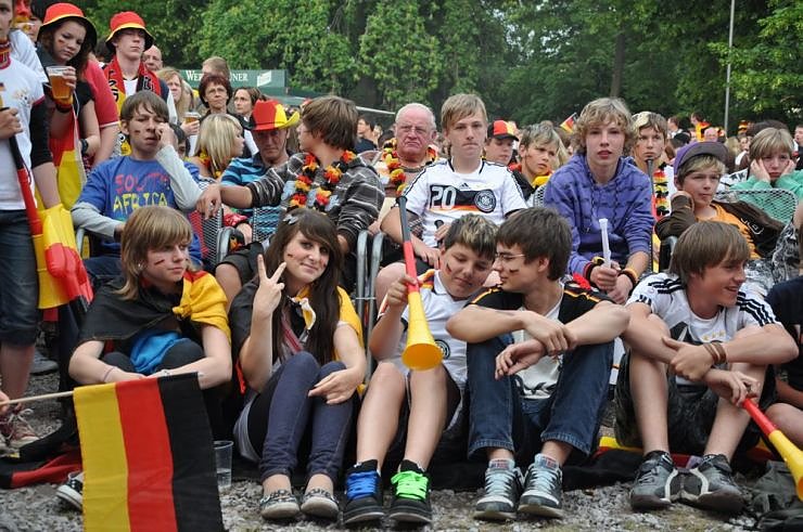 Public Viewing auf den Petersberg