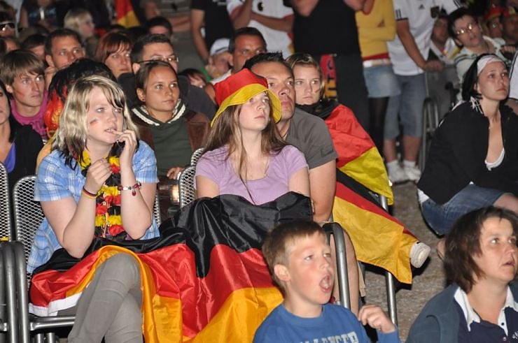 Public Viewing auf den Petersberg