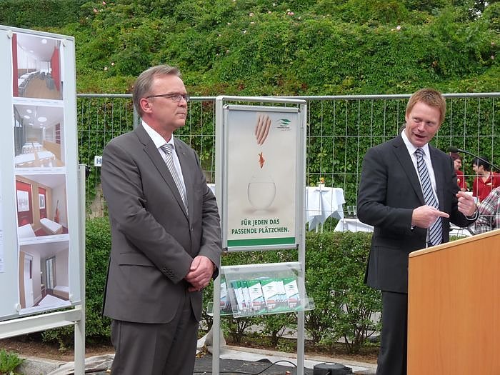 Symbolischer Spatenstich