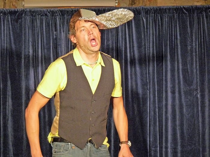 Christoph Sieber im Ochsenstall