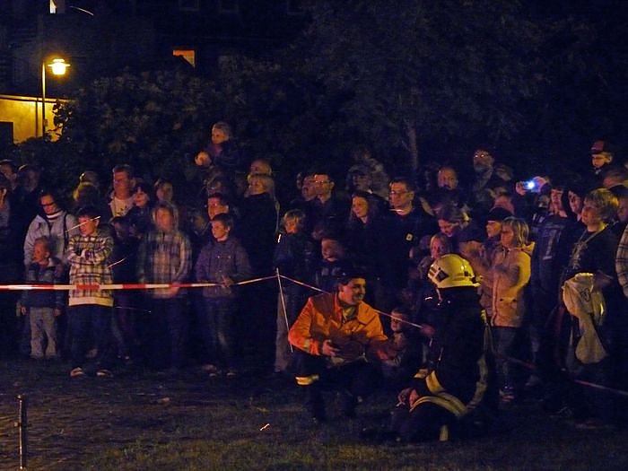 Feuerschau zum Bauernmarkt