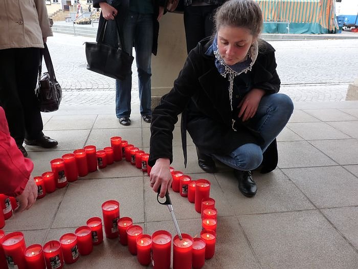 Kerzen entz&uuml;ndet