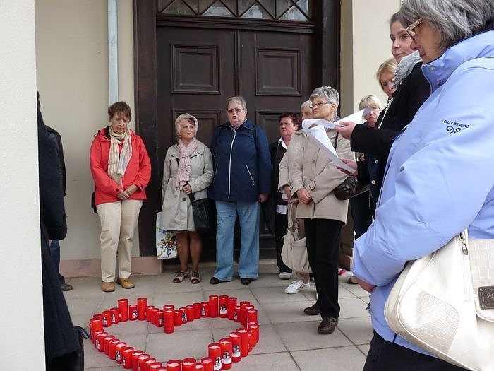 Kerzen entz&uuml;ndet