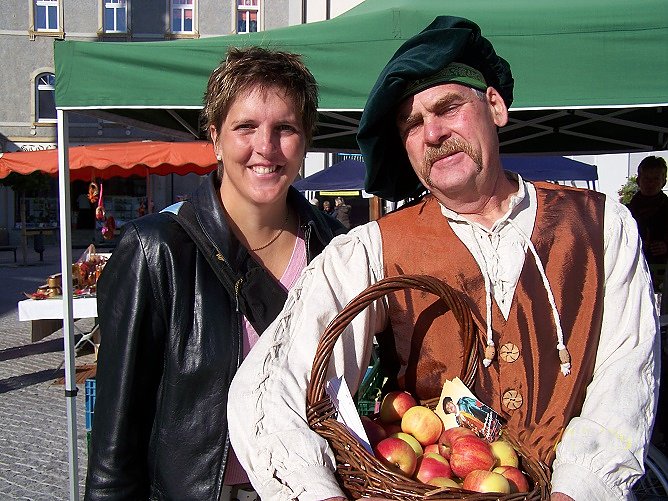 Impressionen Apfelschn&auml;pperamarkt