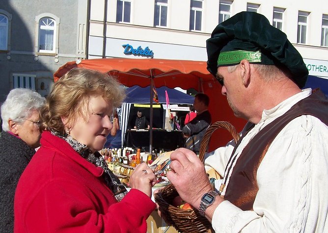 Impressionen Apfelschn&auml;pperamarkt