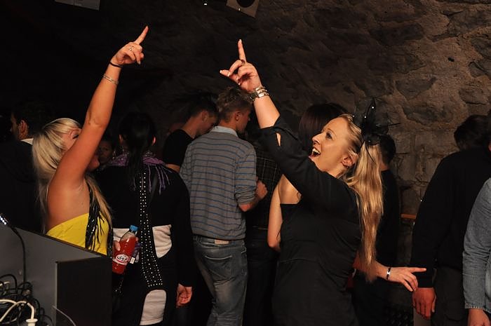  i Love House im Grease 