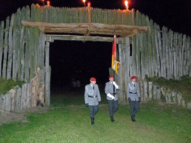 Gel&ouml;bnis im feierlichen Rahmen