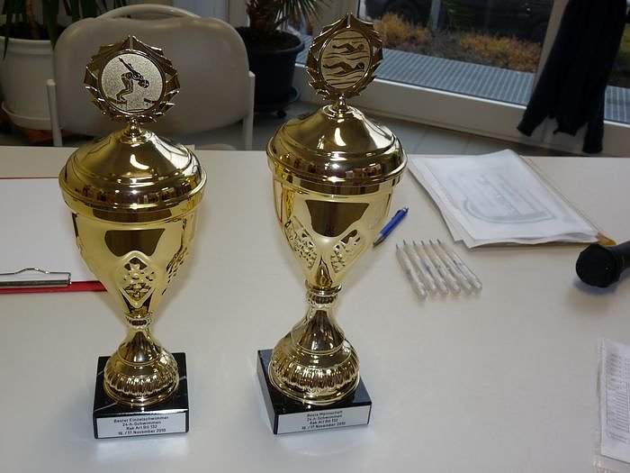 24 Stunden Schwimmen begonnen