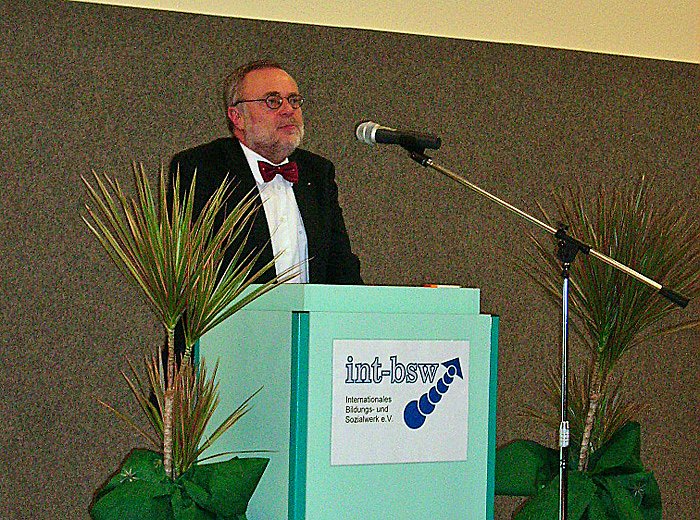 20 Jahren Internationalen Bildungs- und Sozialwerkes e.V.