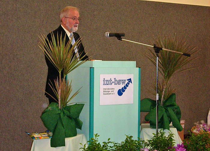 20 Jahren Internationalen Bildungs- und Sozialwerkes e.V.