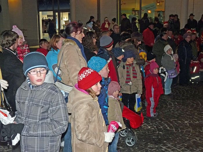 Laternenumzug und Feuerschau